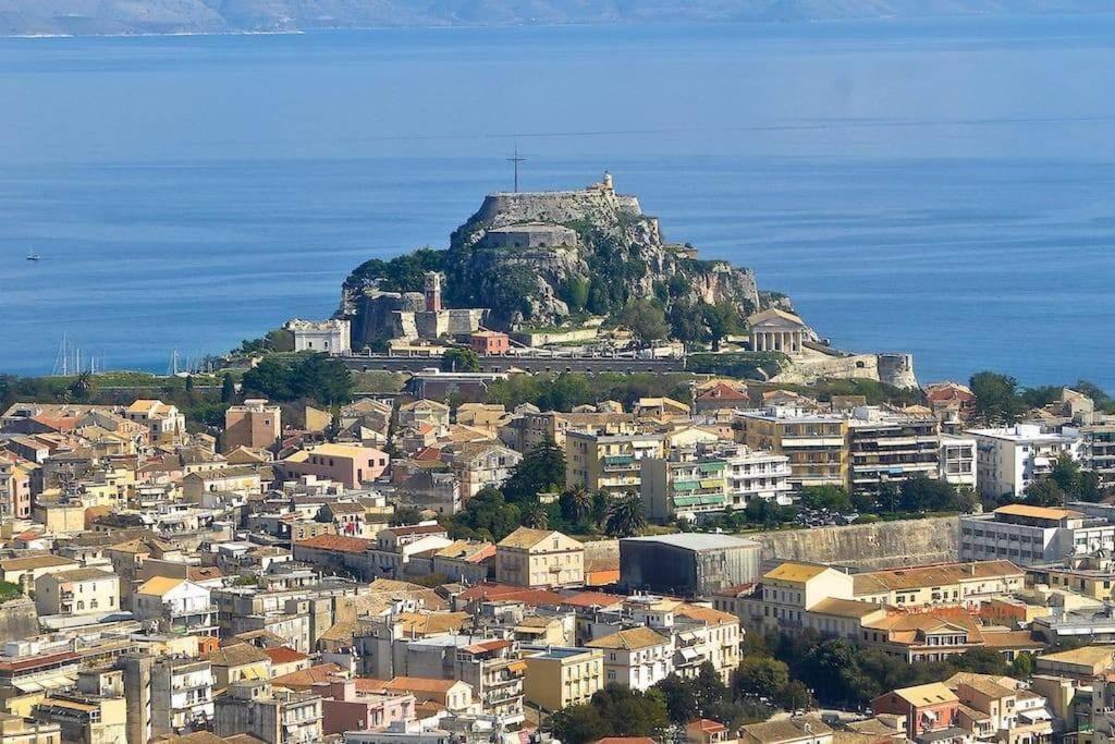 Flora'S Boutique Apartment At The Heart Of Corfu Corfu  Exterior foto