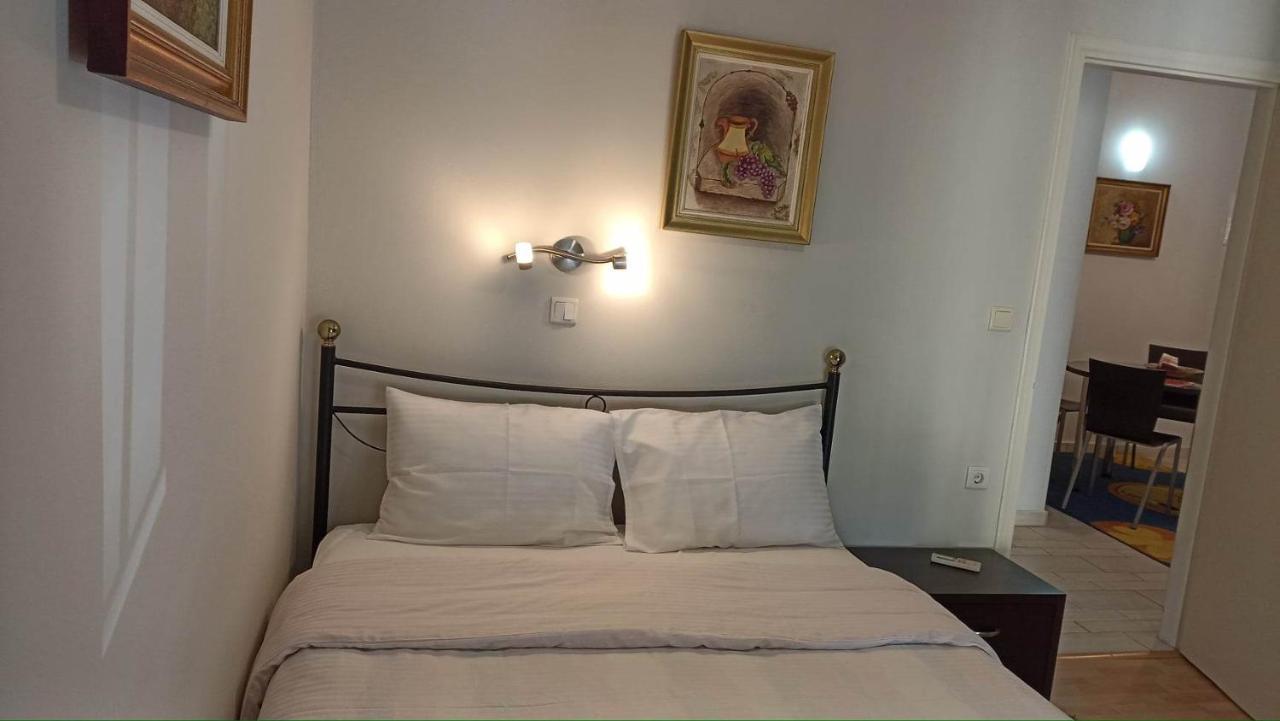 Flora'S Boutique Apartment At The Heart Of Corfu Corfu  Exterior foto